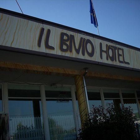 Il Bivio Hotel 카르마뇰라 외부 사진